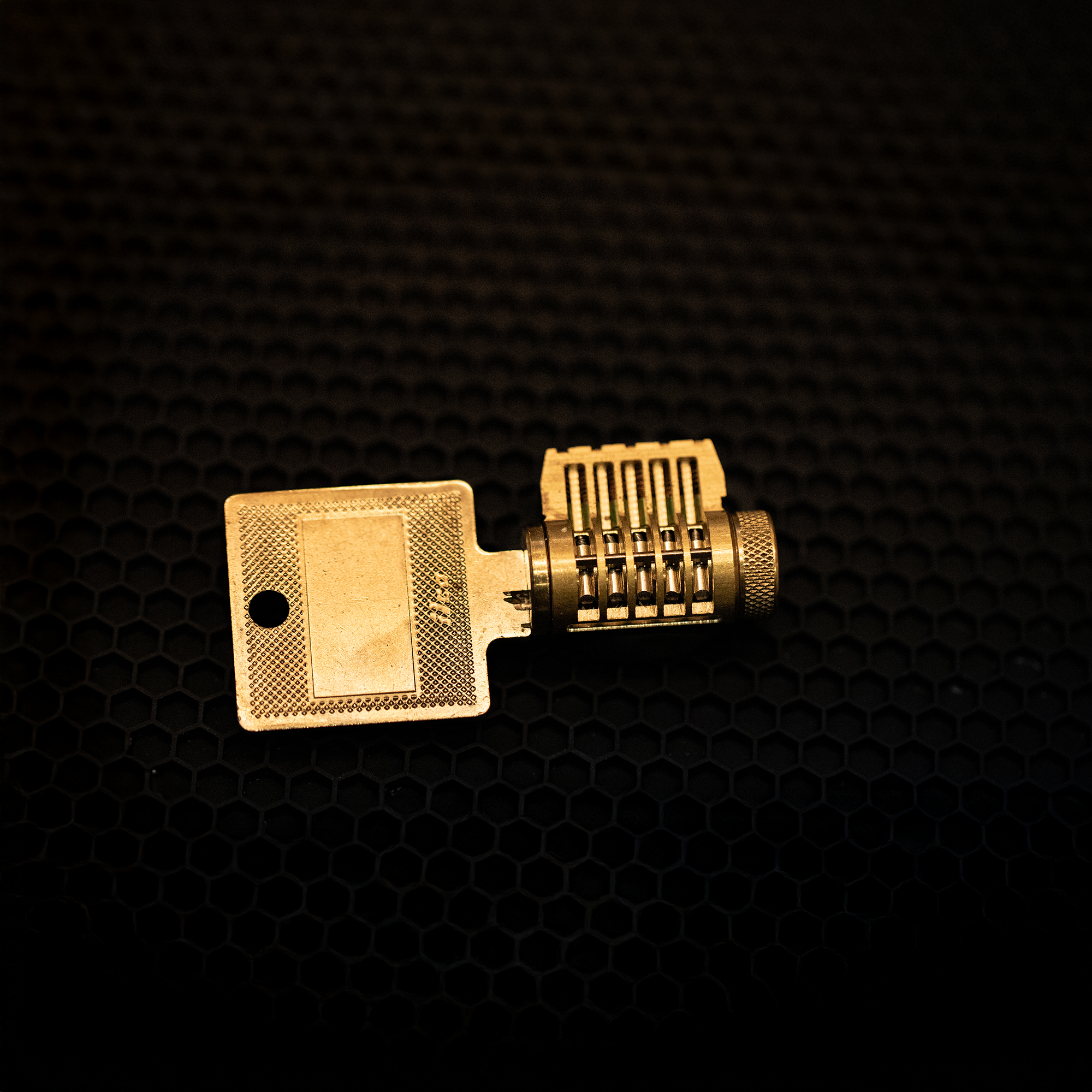 Schlage Primus KIk with Custom, Hand-Milled "Hotel Key" by Jordan the Locksmith