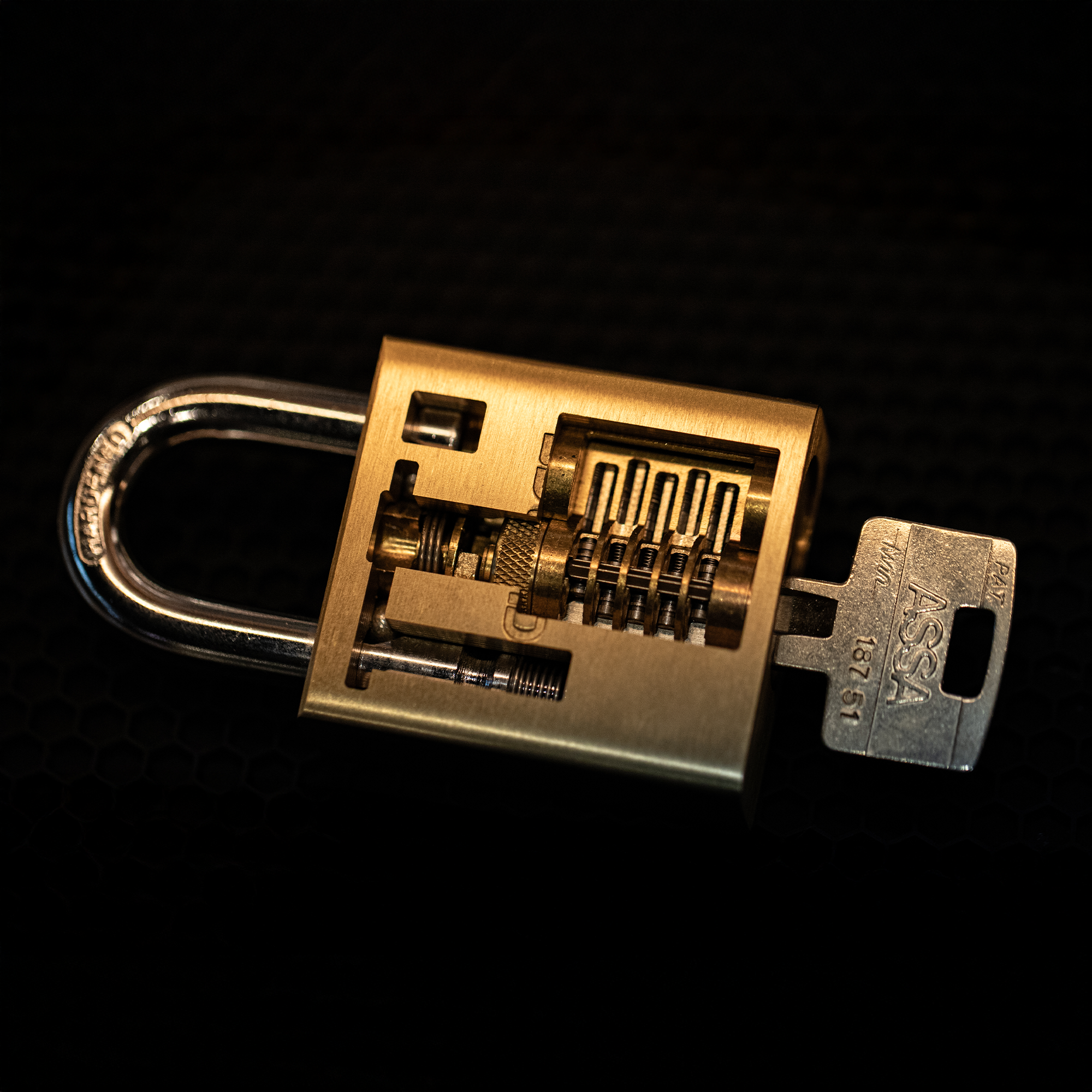 Assa Twin 6000 KIK in Schlage PL2741 Padlock Body by Jordan the Locksmith