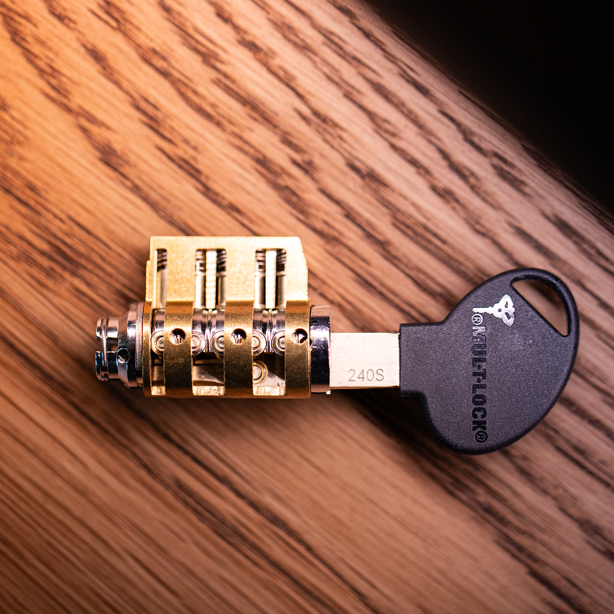 Mul-T-Lock Interactive Cutaway with Passive Key-Control Side Pins by Jordan the Locksmith