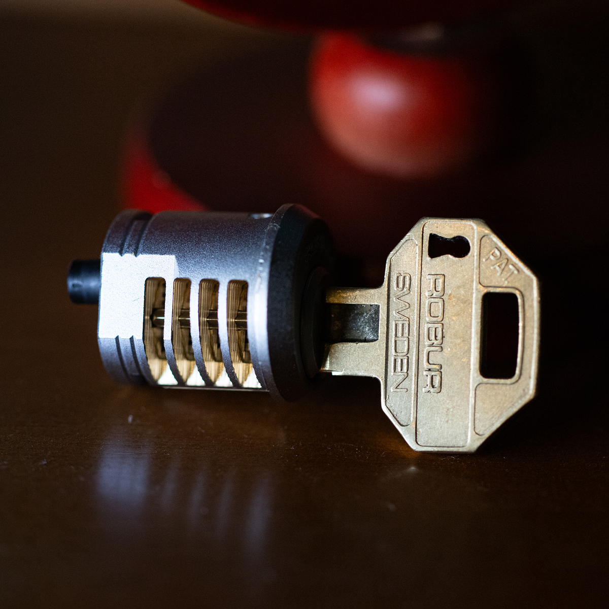Robur 2391 Safe Deposit Lock "Mini 6K" Cutaway by Jordan the Locksmith